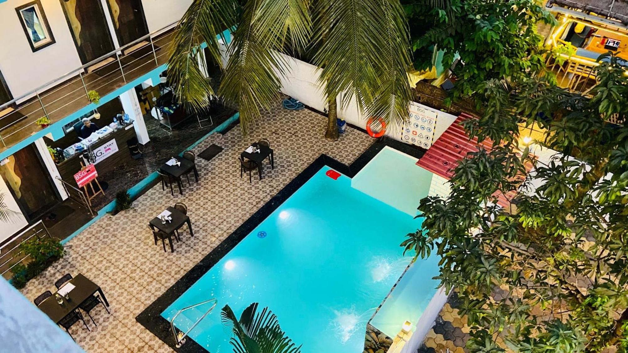 Bsg Stay - Turtle Beach Morjim Goa Exterior foto